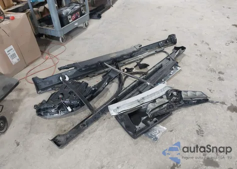 2022 Toyota Highlander Xle из США, поврежденный, VIN 5TDGZRBH1NS205858